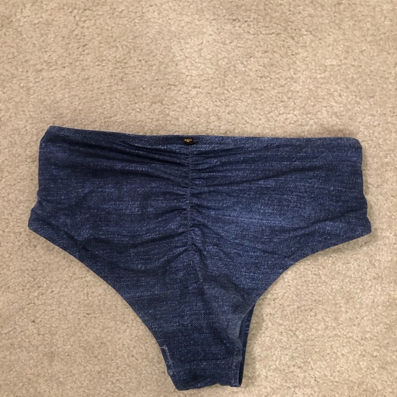 La Vie En Rose Bikini set Size XS - Picture 3 of 4